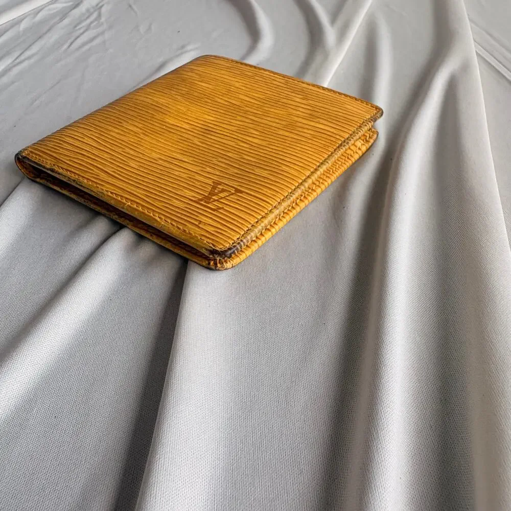 Louis Vuitton Marco Bifold Wallet - Tassil Yellow Epi Leather
